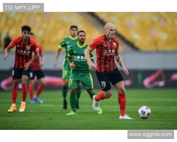 广州足球队强势领跑大师赛积分榜积分达到79分展现冠军实力